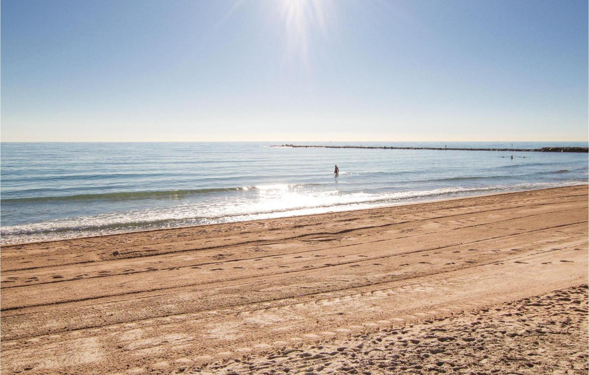 Gorgeous Apartment In El Campello With Wifi Zewnętrze zdjęcie